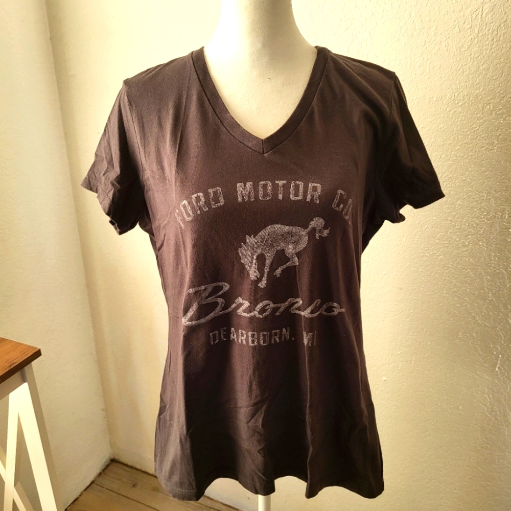 Ford Bronco v neck tshirt